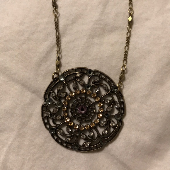 Anne Koplik designs pendant necklace - Picture 2 of 8